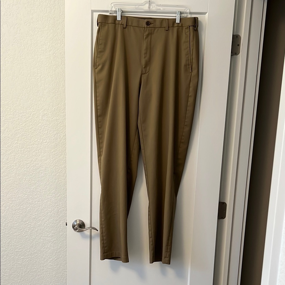 Men’s Haggar Khaki Dress Pants